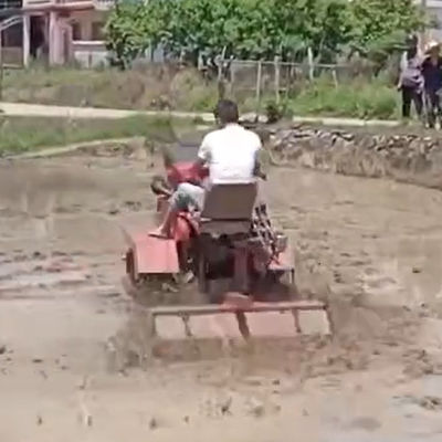 Einfache Bedienung 25 PS Kleinbauernhof Crawler Traktor Landwirtschaftliche Ausrüstung CE-zertifiziert